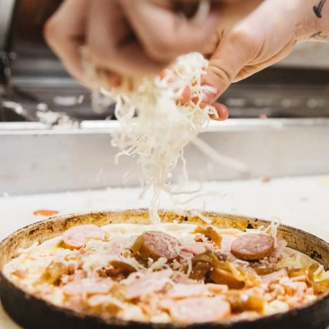 makingpizza.jpg